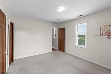 100 Homecrest Avenue Ewing NJ 08638