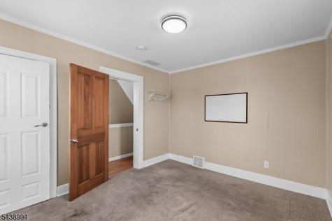 100 Homecrest Avenue Ewing NJ 08638