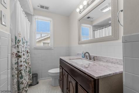 100 Homecrest Avenue Ewing NJ 08638
