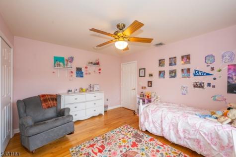 6 Madoc Trail Jefferson NJ 07438