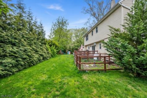 6 Madoc Trail Jefferson NJ 07438