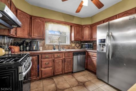 1875 Pilgrim Way Union NJ 07083
