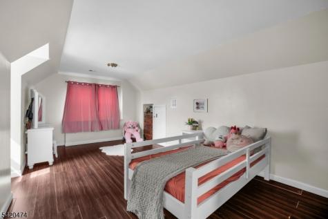 1875 Pilgrim Way Union NJ 07083