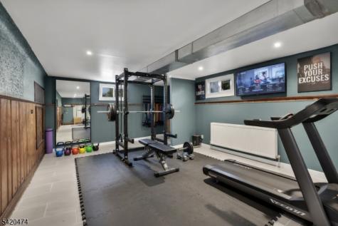 1875 Pilgrim Way Union NJ 07083