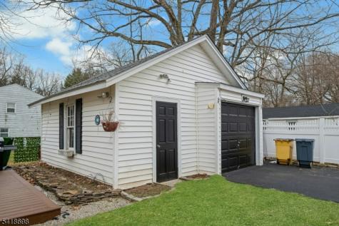 23 Filmore Avenue Livingston NJ 07039