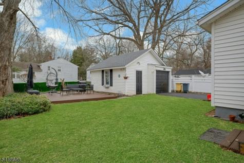 23 Filmore Avenue Livingston NJ 07039