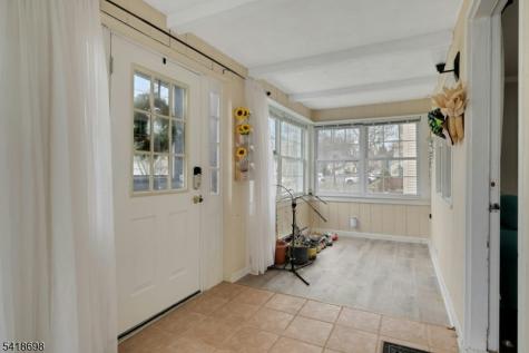 23 Filmore Avenue Livingston NJ 07039
