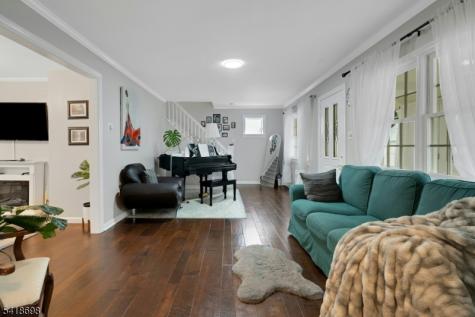 23 Filmore Avenue Livingston NJ 07039