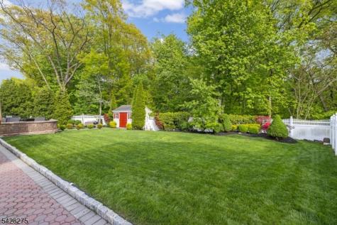 279 Nathan Court Aberdeen NJ 07721