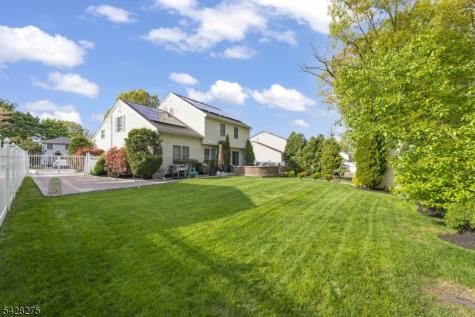 279 Nathan Court Aberdeen NJ 07721