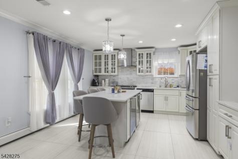 279 Nathan Court Aberdeen NJ 07721