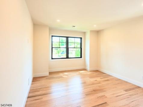 617 Brookside Place Cranford NJ 07016