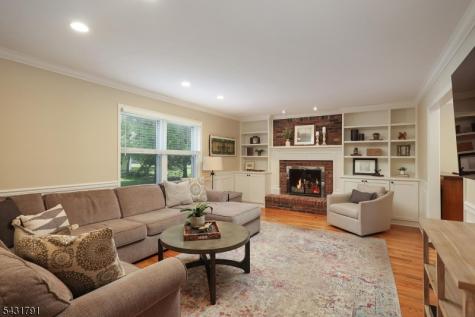 13 Daniel Drive Hillsborough NJ 08844