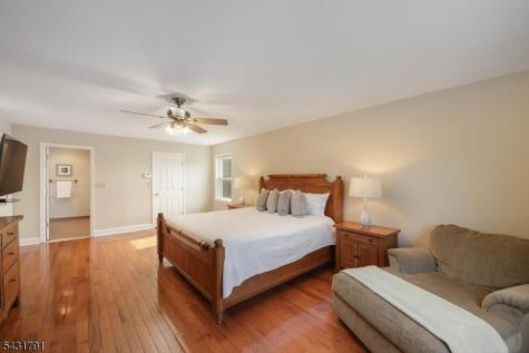 13 Daniel Drive Hillsborough NJ 08844