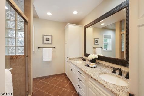 13 Daniel Drive Hillsborough NJ 08844