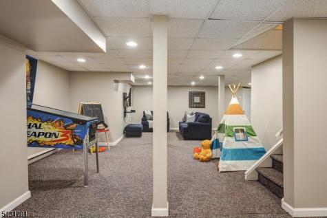 13 Daniel Drive Hillsborough NJ 08844