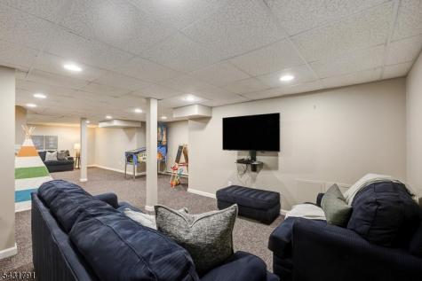 13 Daniel Drive Hillsborough NJ 08844
