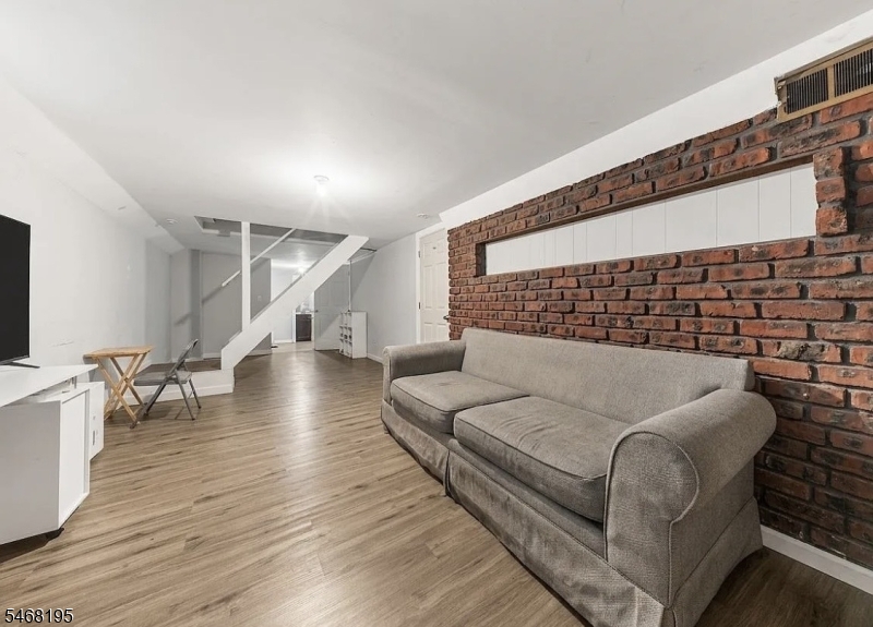 1466 44TH Street North Bergen NJ 07047