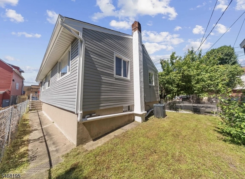 1466 44TH Street North Bergen NJ 07047