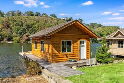 20 Island Trail Sparta NJ 07871