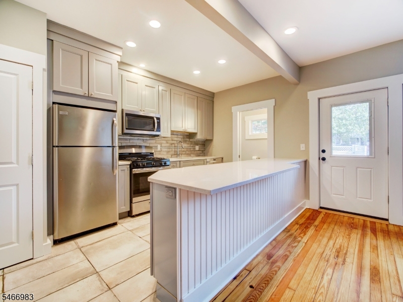 62 High Street West Orange NJ 07052
