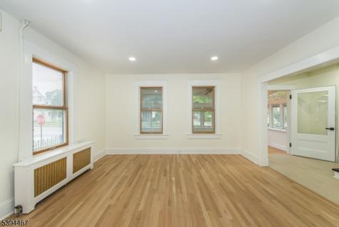 69 W Hanover Avenue Morris Plains NJ 07950