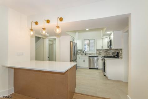 69 W Hanover Avenue Morris Plains NJ 07950