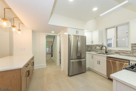 69 W Hanover Avenue Morris Plains NJ 07950