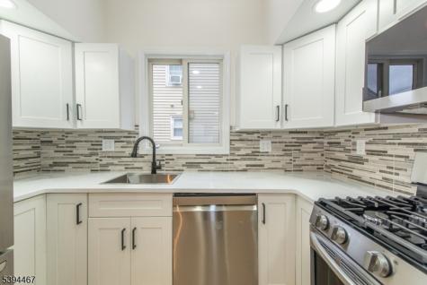 69 W Hanover Avenue Morris Plains NJ 07950