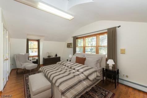 69 W Hanover Avenue Morris Plains NJ 07950