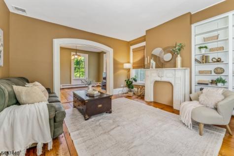 106 Brunswick Avenue Lebanon NJ 08833