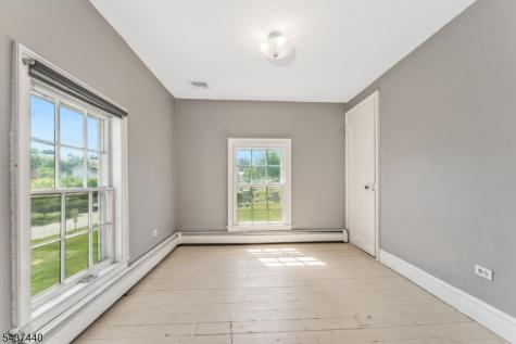 106 Brunswick Avenue Lebanon NJ 08833