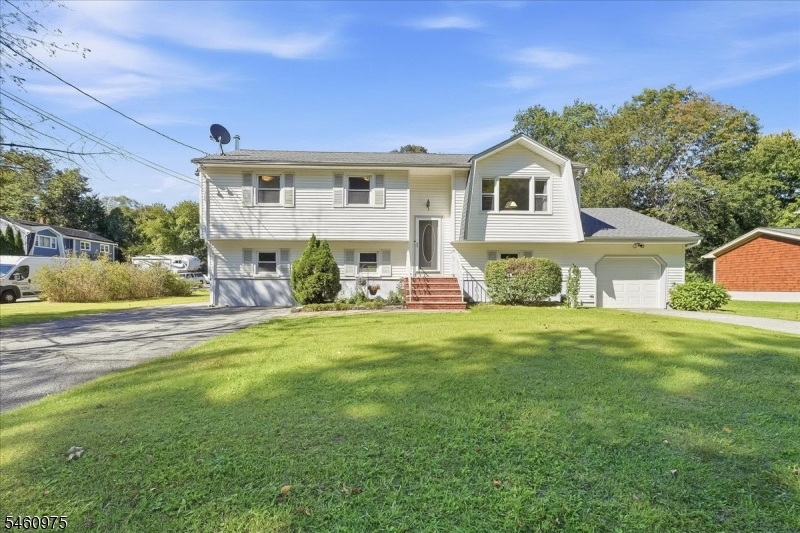 7 Paradise Trail Vernon NJ 07460