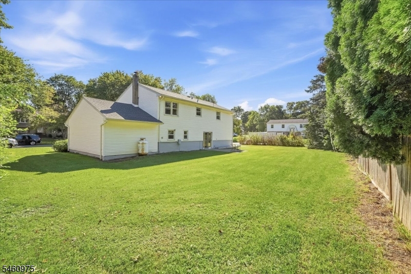 7 Paradise Trail Vernon NJ 07460
