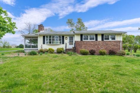 123 Lilac Drive Clinton NJ 08801