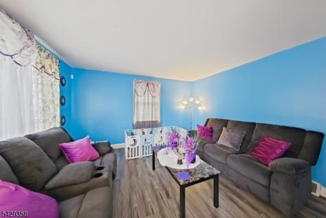 811 Lincoln Avenue Burlington NJ 08016