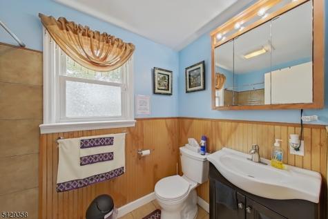 811 Lincoln Avenue Burlington NJ 08016