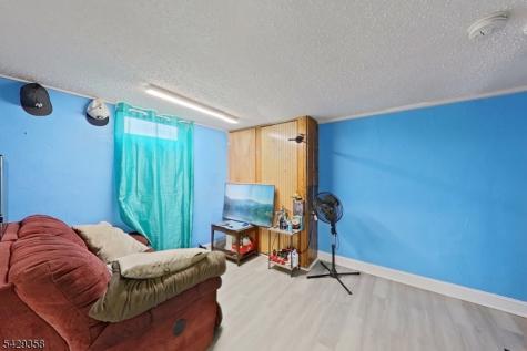 811 Lincoln Avenue Burlington NJ 08016