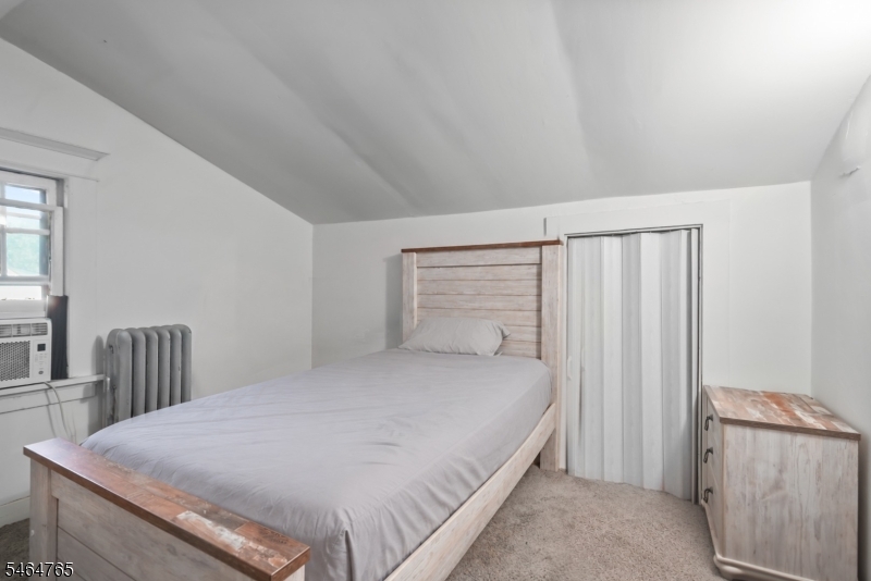 417 E 40th Street Paterson NJ 07504