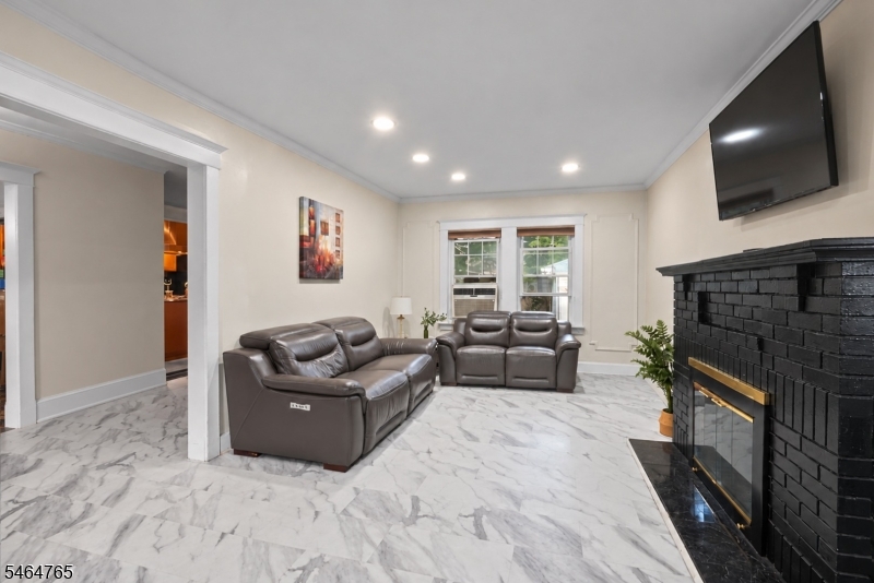 417 E 40th Street Paterson NJ 07504