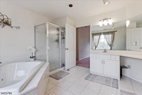 15 Dana Drive Andover NJ 07848