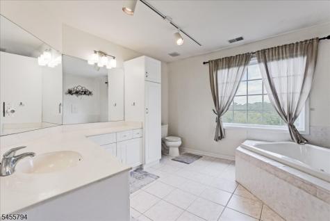 15 Dana Drive Andover NJ 07848