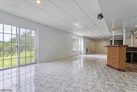 15 Dana Drive Andover NJ 07848