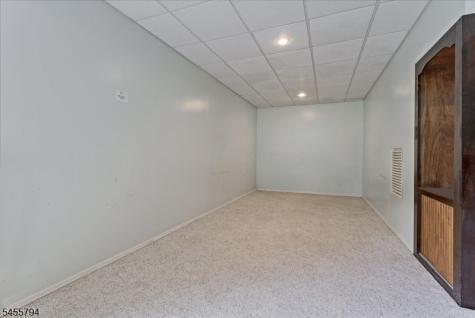 15 Dana Drive Andover NJ 07848
