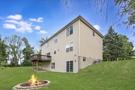 15 Dana Drive Andover NJ 07848