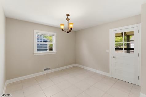 154 Mulberry Lane Middlesex NJ 08846