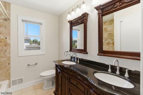 154 Mulberry Lane Middlesex NJ 08846