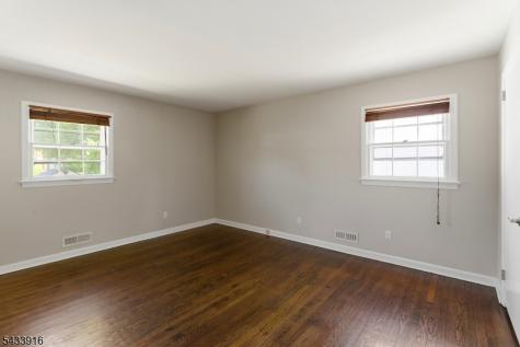 154 Mulberry Lane Middlesex NJ 08846