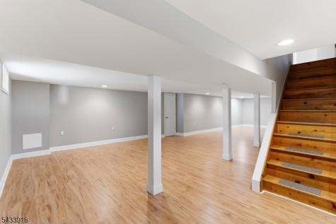 154 Mulberry Lane Middlesex NJ 08846