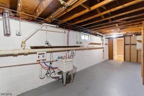 154 Mulberry Lane Middlesex NJ 08846